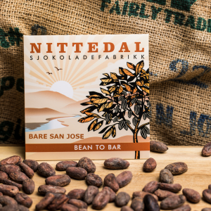 Bilde av emballasje, Bare San Jose mørk sjokolade og kakaobønner.